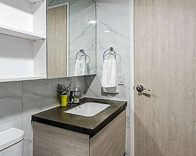 Hotel Chic 2br Urban Retreat Wow Views